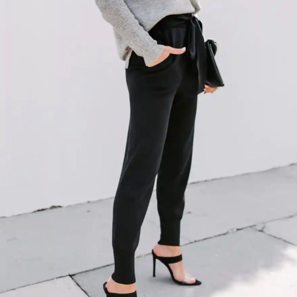 VICI CONFIDENTIAL POCKETED TIE
TROUSERS - BLACK - Picture 3 of 9